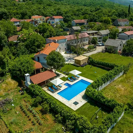 Lavandis With Jacuzzi And 50m2 Pool Villa *