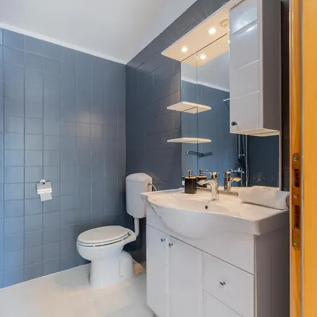 Lavandis With Jacuzzi And 50m2 Pool