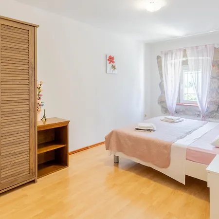 Lavandis With Jacuzzi And 50m2 Pool Villa