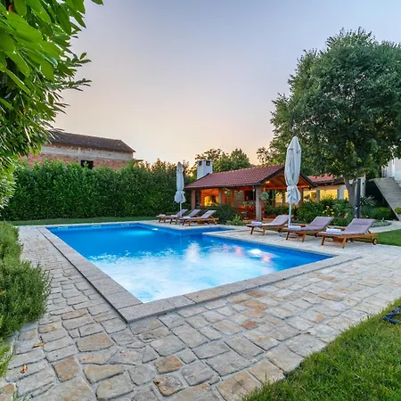 Lavandis With Jacuzzi And 50m2 Pool *