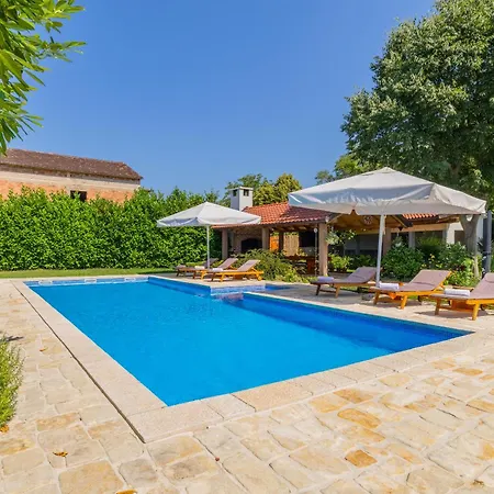 Lavandis With Jacuzzi And 50m2 Pool Villa